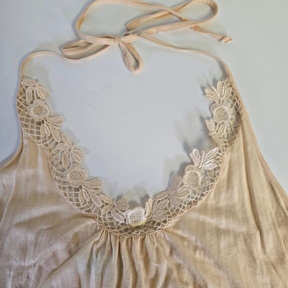 Sweetees Floral Lace Halter Top size Small - Picture 2 of 7